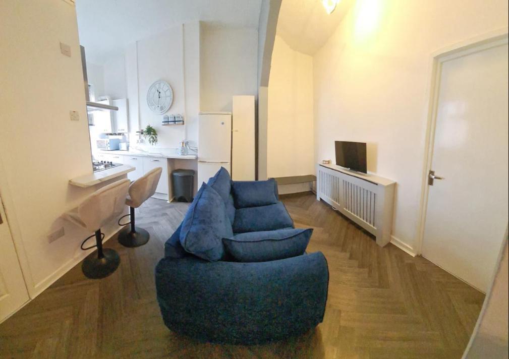 קארדיף Entire 2 Bed Flat On 3Rd Floor Near City Centre & Stadium מראה חיצוני תמונה